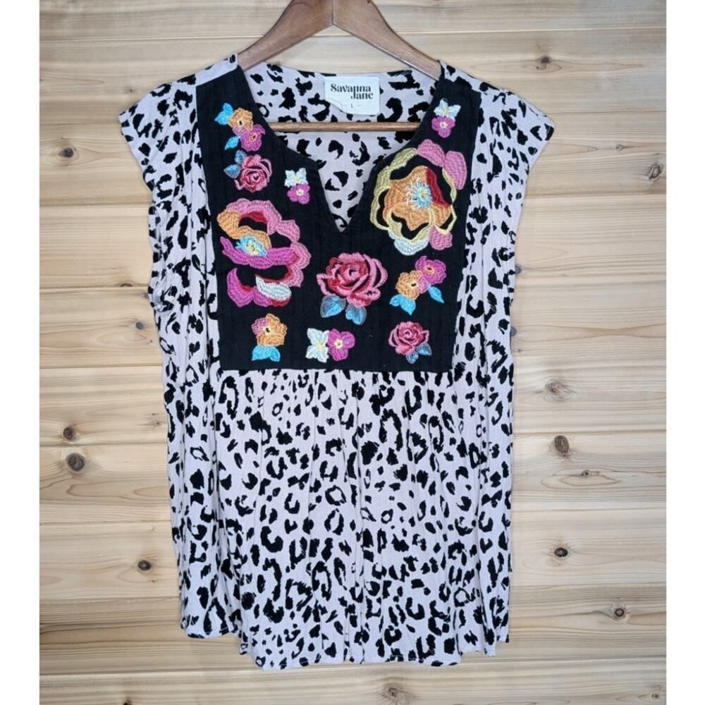Savanna Jane Top Womens Medium Tan Leopard Print‎ Embroidered Boho Western